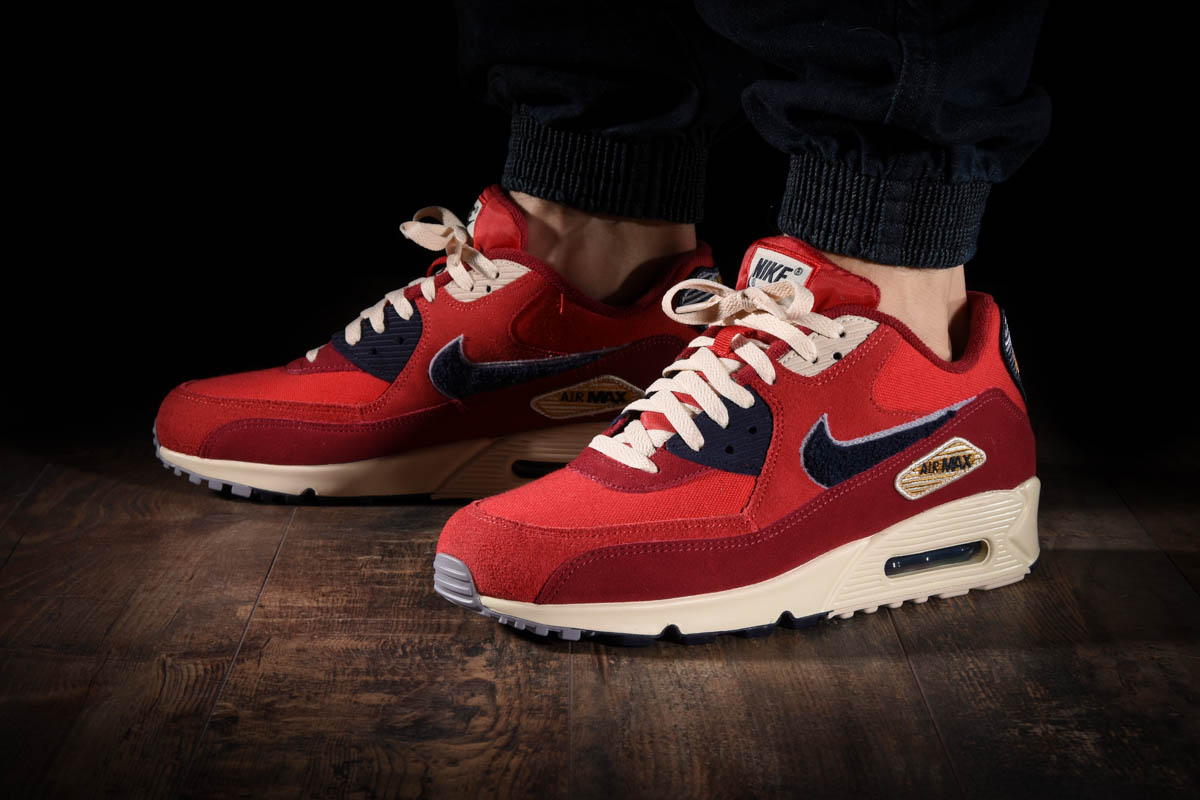 NIKE AIR MAX 90 PREMIUM SE UNIVERSITY RED