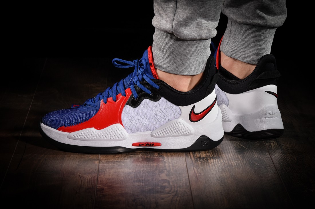 NIKE PG 5 CLIPPERS price €132.50