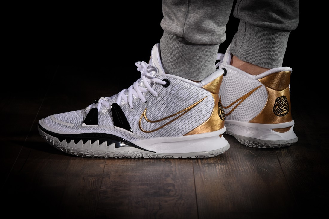 kyrie 7 gold