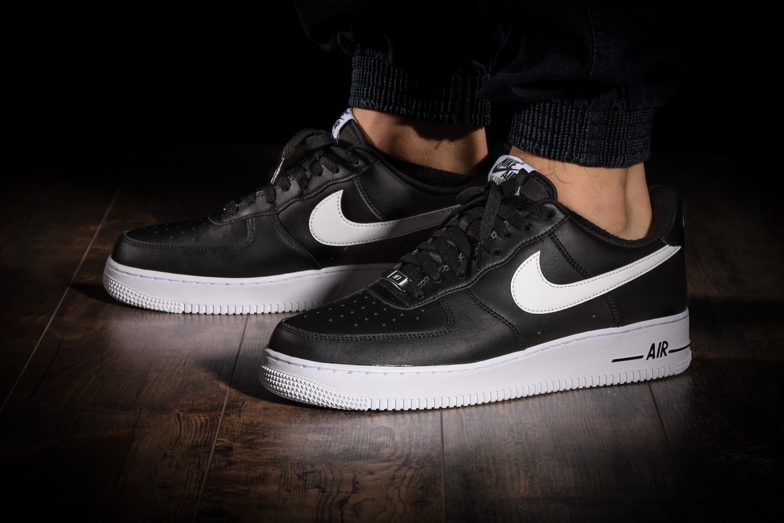 NIKE AIR FORCE 1 LOW '07 AN20 WHITE BLACK