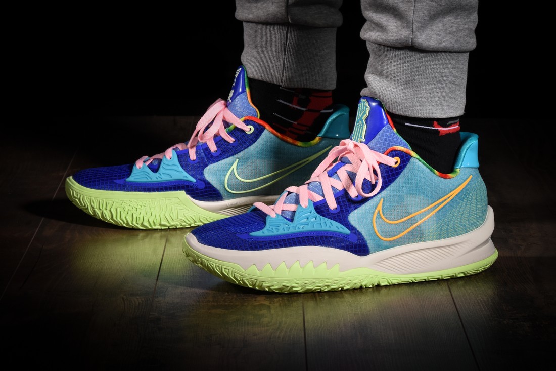 NIKE KYRIE LOW 4 KEEP SUE FRESH RACER BLUE